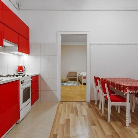 Apartament Astronomiczne Miejsce Przemyśl Exteriör bild